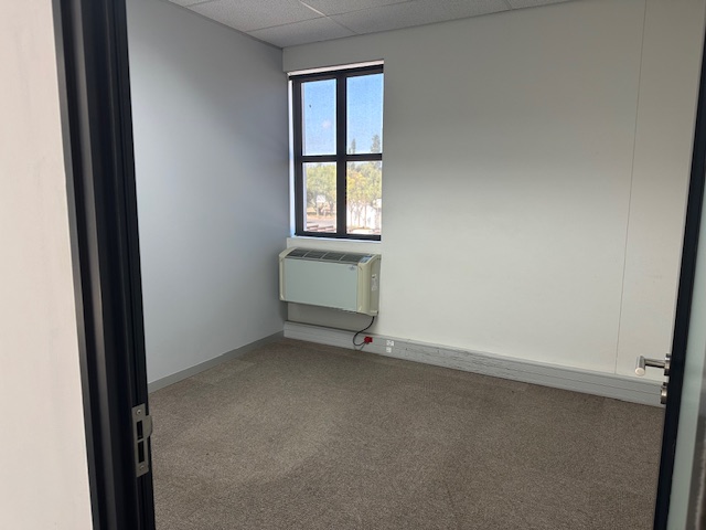 To Let Commercial Property for Rent in Jamestown Western Cape
